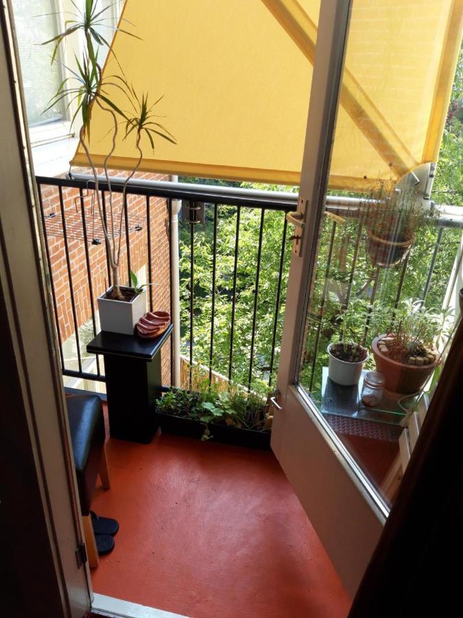 Homey Budget Bedroom Amsterdam Exterior foto