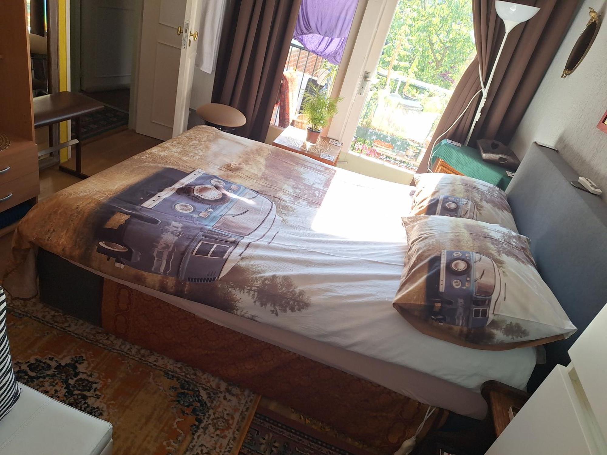 Homey Budget Bedroom Amsterdam Exterior foto